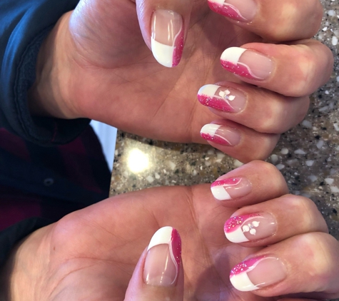 Top Nails and Spa - Auburn, WA