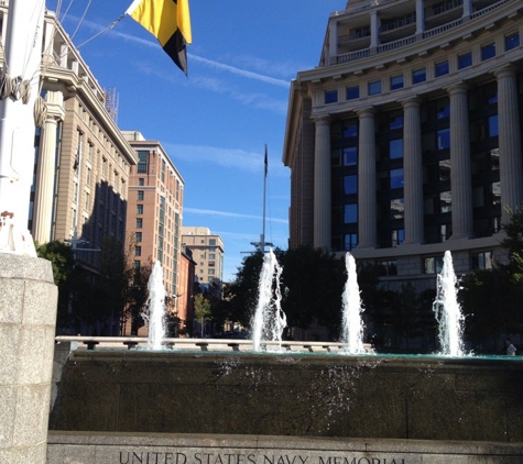 United States Navy Memorial and Naval Heritage Center - Washington, DC