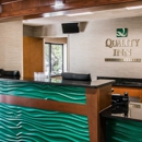 Quality Inn & Suites Warren - Detroit - Motels