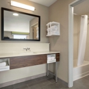 Hampton Inn & Suites Tacoma/Puyallup - Hotels