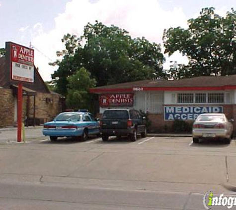 Chicos Barber Shop - Houston, TX