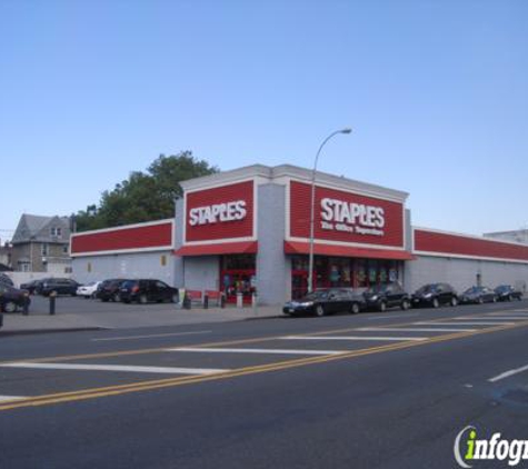 Staples Print & Marketing Services - Brooklyn, NY