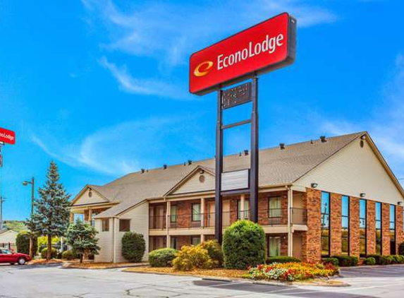 Econo Lodge - Lebanon, TN