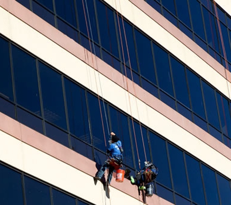 SQUEEGEE SQUAD - Rochester, MN