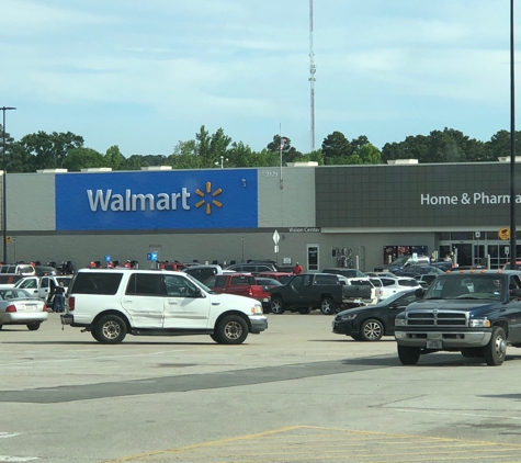 Walmart Supercenter - Henderson, TX