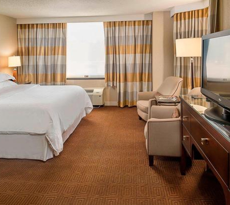 Sheraton Westport Plaza Hotel St. Louis - Saint Louis, MO