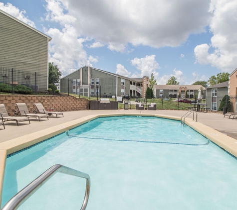 Pheasant Run Apartments - Lees Summit, MO