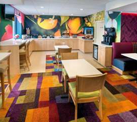 Fairfield Inn & Suites - Astoria, NY