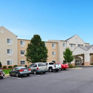 Fairfield Inn & Suites - Jefferson City, MO