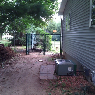 Knickerbocker fence and deck - Norvell, MI