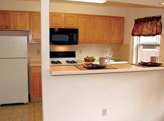 Lakeview Apartments - Leonia, NJ