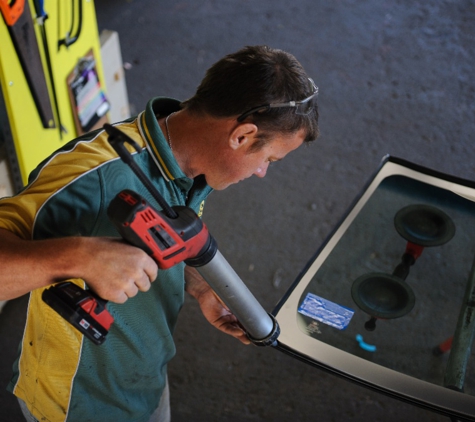 Bundy Windscreens - Svensson Heights, QLD. All Of Our Work Comes With A Quality Guarantee