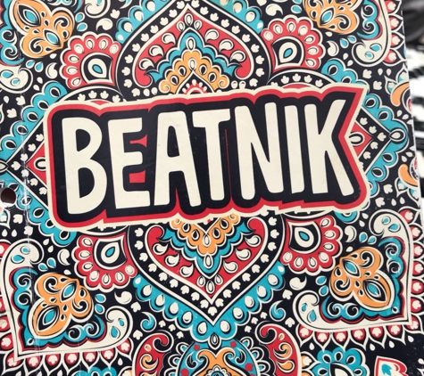 Beatnik West Town - Chicago, IL