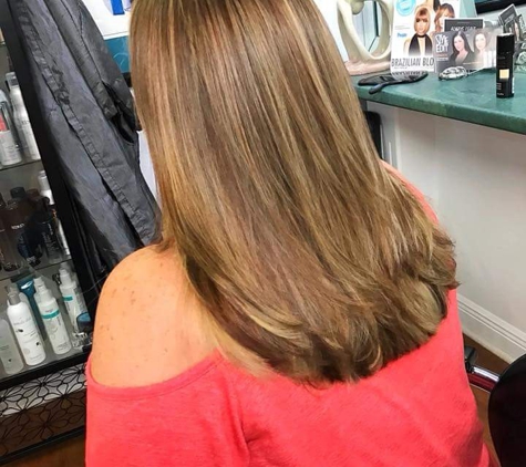 Spencer's Hair Designs - Fort Walton Beach, FL. Hair color highlights with lowlights