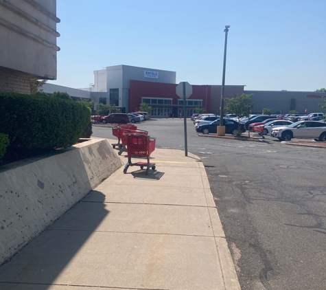 Cinemark Enfield 12 - Enfield, CT