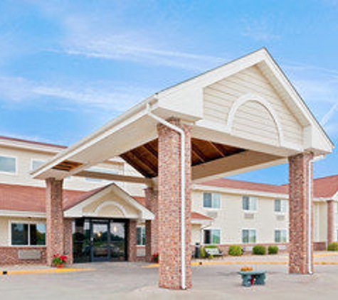 AmericInn - Manitowoc, WI