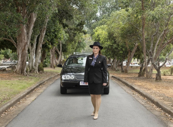 Tony Hollands Funerals - Yeerongpilly, QLD