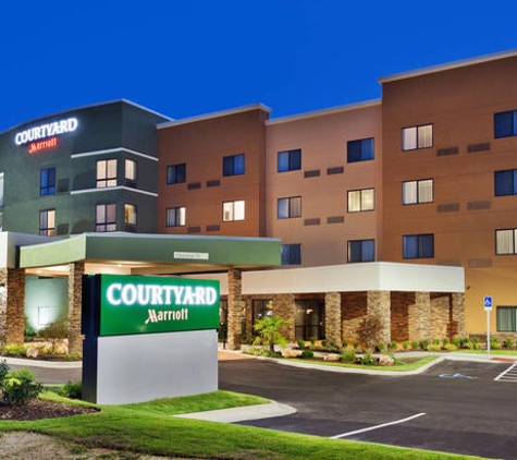 Courtyard by Marriott - Auburn, AL