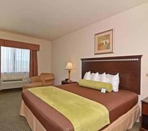 Best Western La Grange Inn & Suites - La Grange, TX