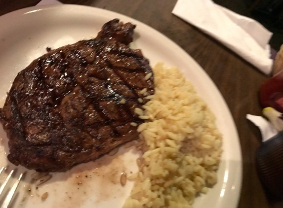 Monte Carlo Steakhouse & Liquor - Albuquerque, NM