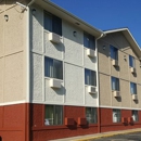 Super 8 Motel - Pittsburgh Airport - Motels