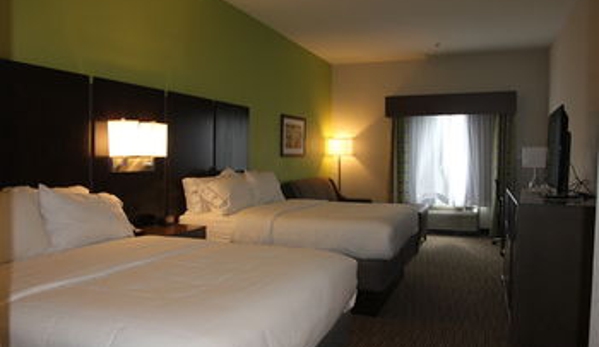 Holiday Inn Express & Suites Sweetwater - Sweetwater, TN