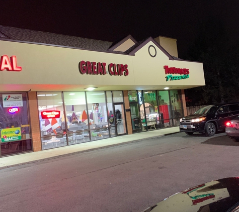 Great Clips - Downers Grove, IL