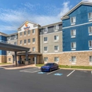 Comfort Suites - Motels