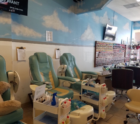 Lovely Nails & Spa - El Paso, TX