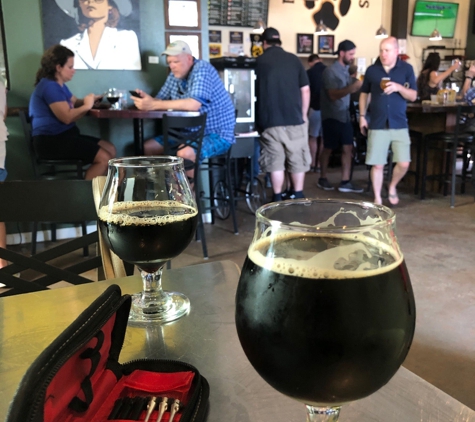 Pinellas Ale Works Brewery & Tap Room - Saint Petersburg, FL