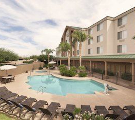 Country Inns & Suites - Mesa, AZ