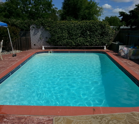 Clear Waters Swimming Pool and Spa Service - Clayton, CA