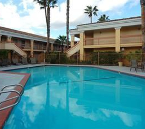 Best Western Palm Court Inn - Modesto, CA