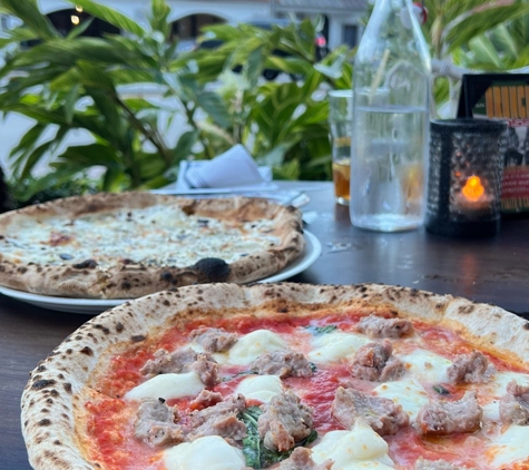 Louie Bossi's Ristorante Bar Pizzeria - Boca Raton, FL