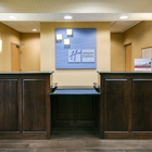 Holiday Inn Express & Suites Clinton by IHG