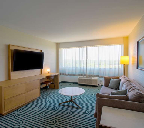 DoubleTree by Hilton Clarksville Riverview - Clarksville, TN