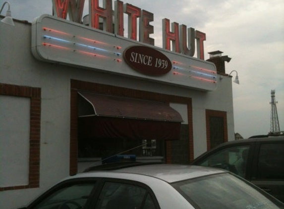 White Hut - West Springfield, MA