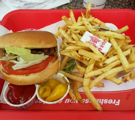 In-N-Out Burger - Temecula, CA