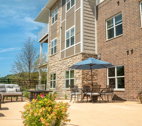 Prairie Bluffs Senior Living - Eden Prairie, MN