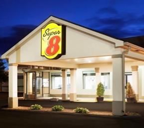 Super 8 by Wyndham Monteagle TN - Monteagle, TN