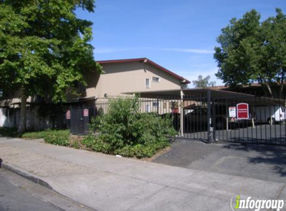 Sandiwood Homeowners Assoc - Concord, CA