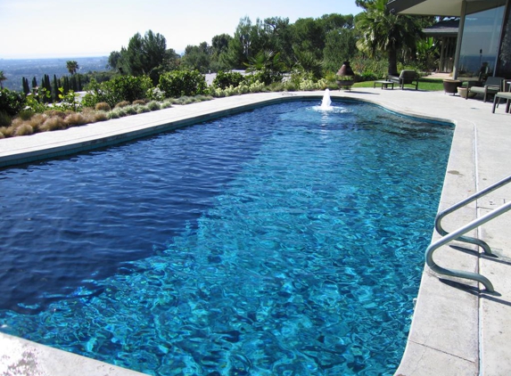 Pat's Pool Service & Repairs - Azusa, CA