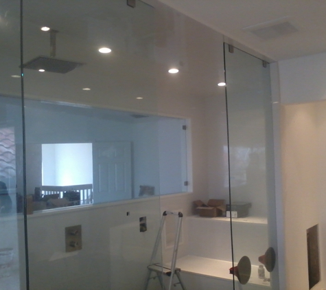 K & R Glass & Mirror Inc - Homestead, FL