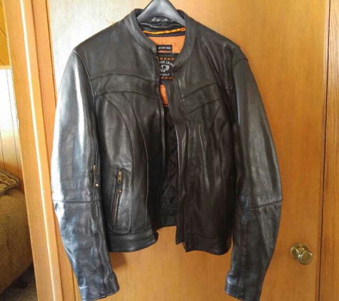 Secondhand Styles Consignment & Resale - Menomonee Falls, WI. Motorcycle jacket womens size large leather