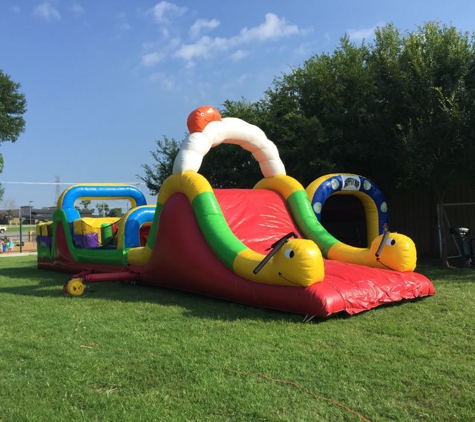 Hoppity Hop Inflatables - Hendersonville, TN