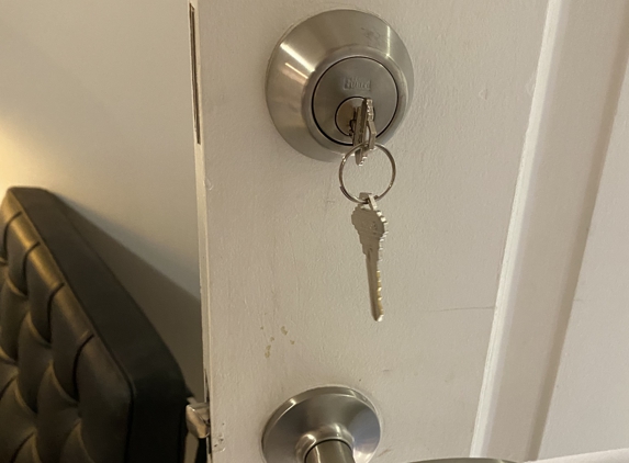 Cooper City Best Locksmith and Security Inc - Hollywood, FL. 24 HOUR DOOR LOCK REPLACE MOBILE SERVICE