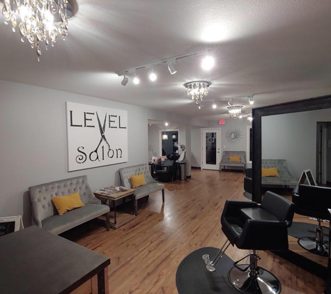 Level Salon - Lees Summit, MO