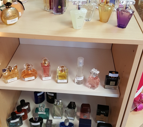 Avon Beauty Center of Waterford - Waterford, MI. Perfume Tester