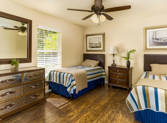 Serenity Springs Recovery Center - Edgewater, FL. Serenity Springs 
Bedroom