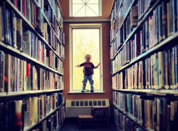 Stonington Free Library - Stonington, CT